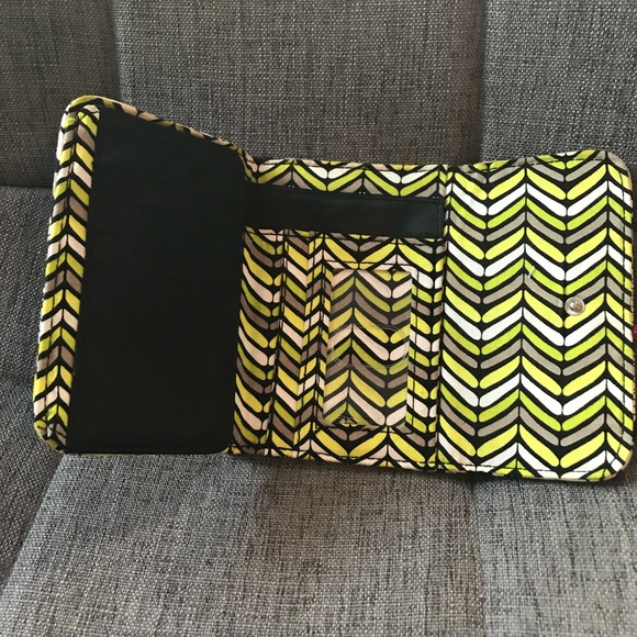 Vera Bradley Citron Wallet - Picture 4 of 5